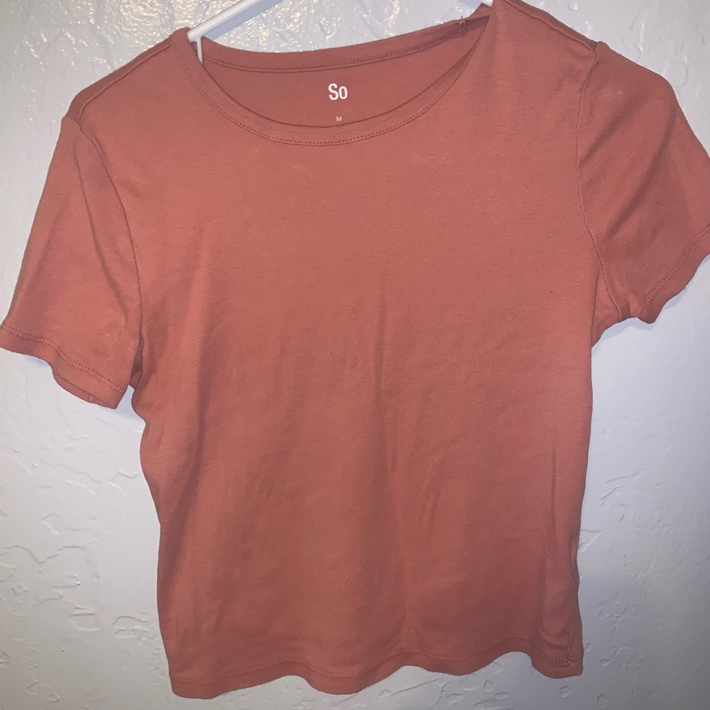 simple cropped t-shirt